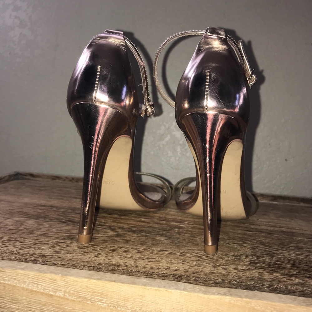Steve Madden Clear Stilettoe, Ankle starp - Picture 3 of 6